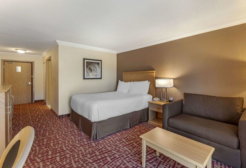 Отель Best Western Plus Cobourg Inn & Convention Centre