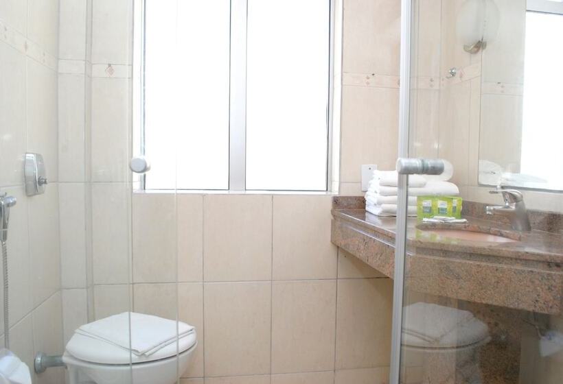 فندق Caravelle Palace