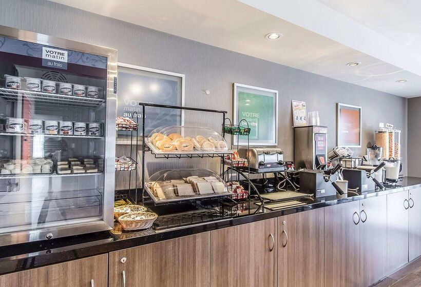 בית מלון כפרי Comfort Inn