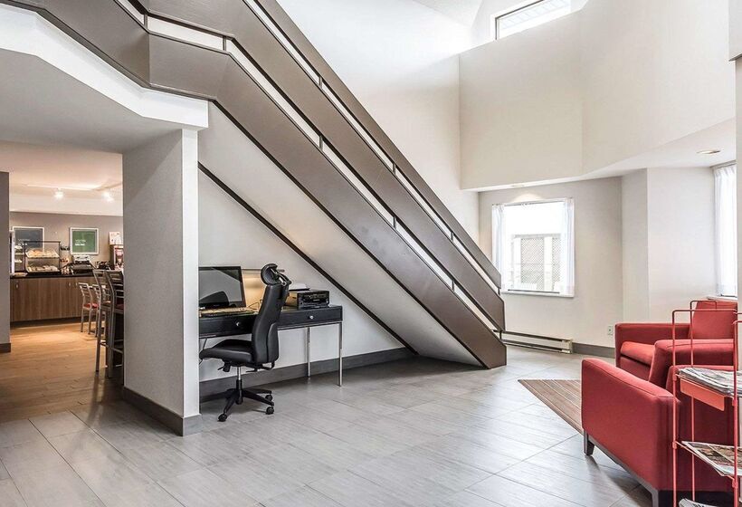 בית מלון כפרי Comfort Inn