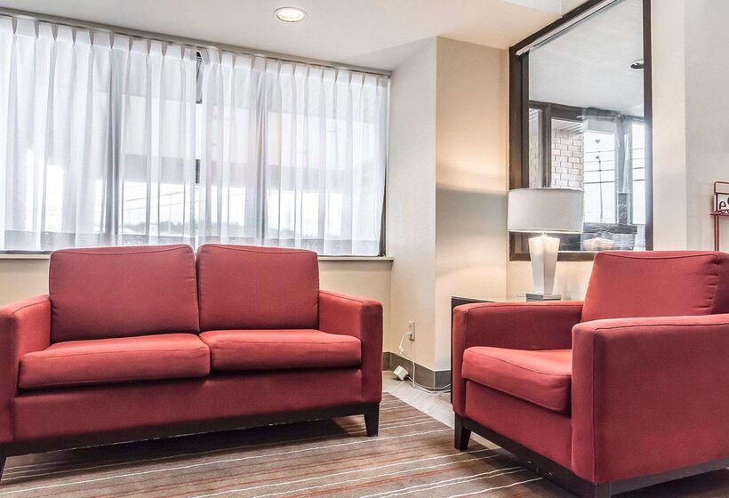 בית מלון כפרי Comfort Inn