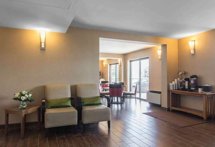 هتل Comfort Inn Dartmouth