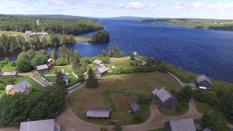 هتل Crowne Plaza Fredericton Lord Beaverbrook, An Ihg