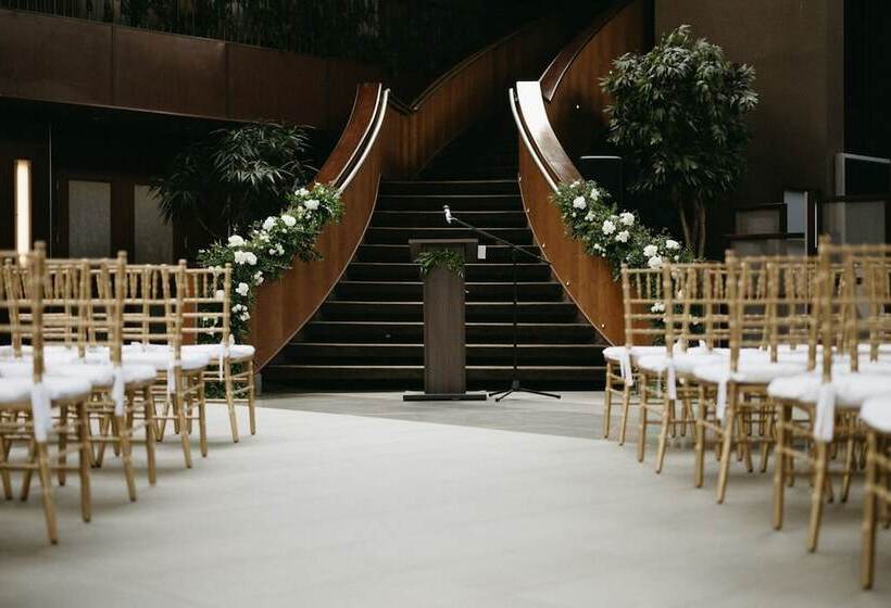 Delta Hotels By Marriott Calgary South