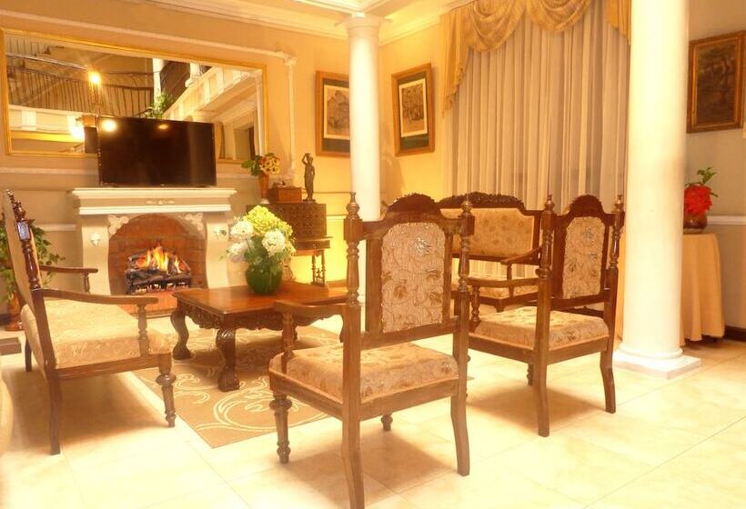 هتل Hostal Colonial