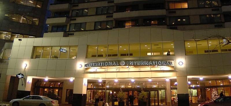 ホテル International Suites Calgary