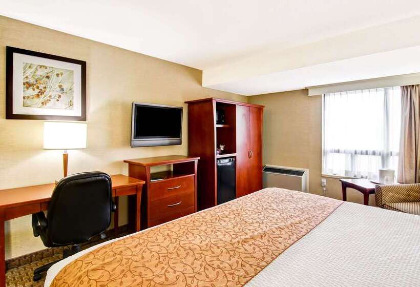 هتل Quality Inn