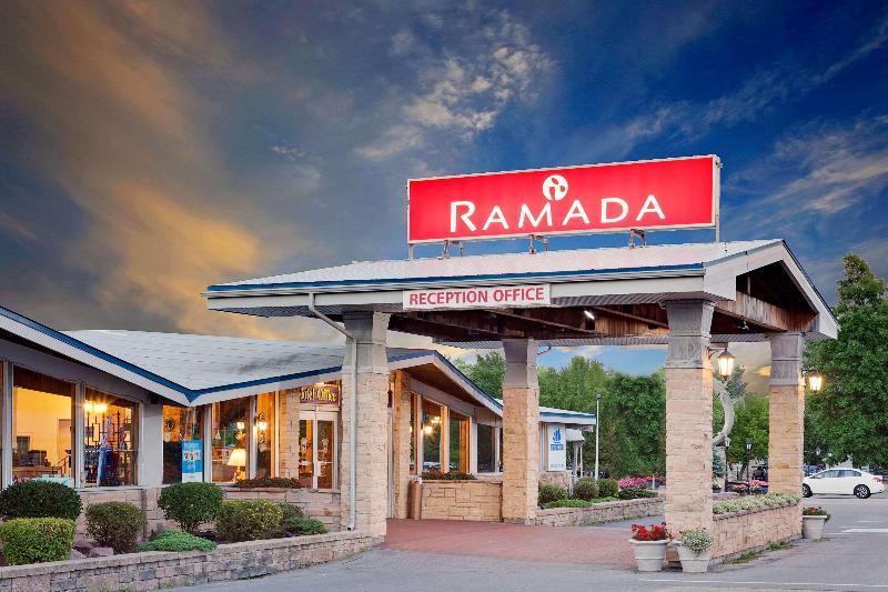 酒店 Ramada By Wyndham Gananoque Provincial Inn