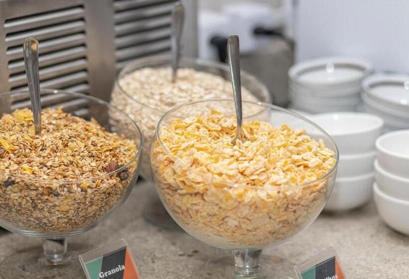 هتل évora By Rede Sagres