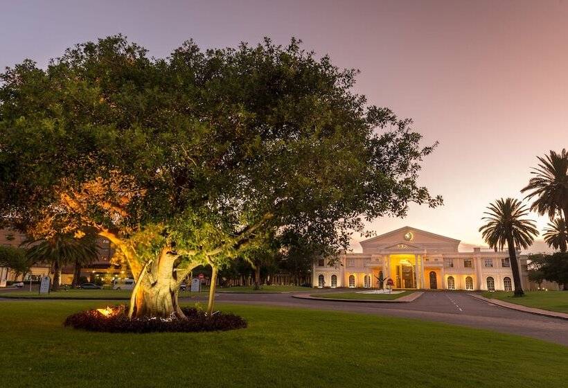 استراحتگاه Peermont Walmont At The Grand Palm  Gaborone