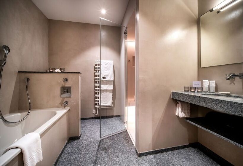 Golf & Sporthotel Hof Maran