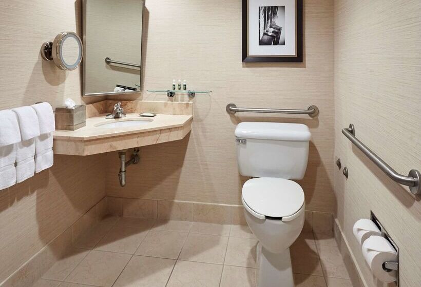 هتل Best Western Plus Waterfront