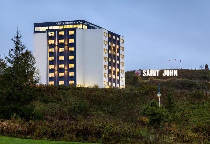 هتل Crowne Plaza Saint John Harbour View, An Ihg
