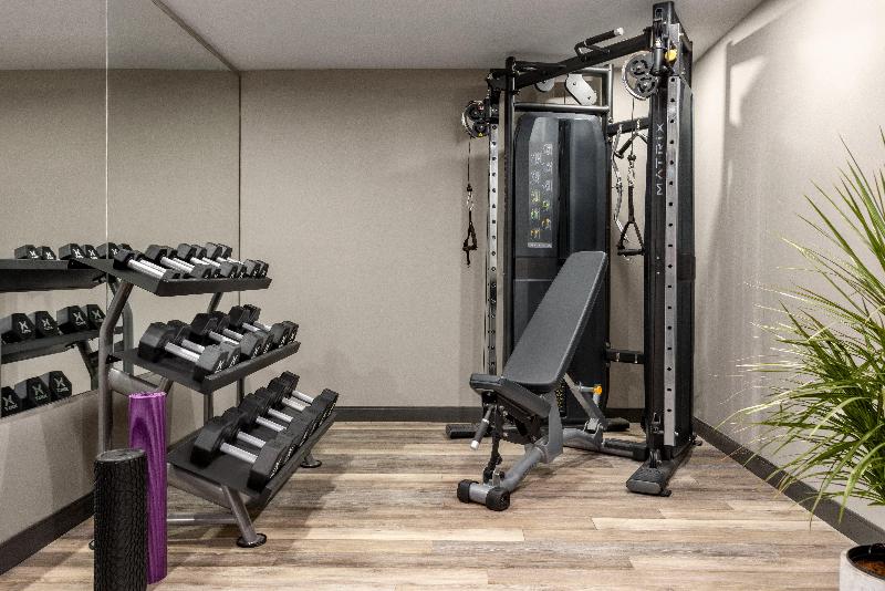 هتل Crowne Plaza Saint John Harbour View, An Ihg