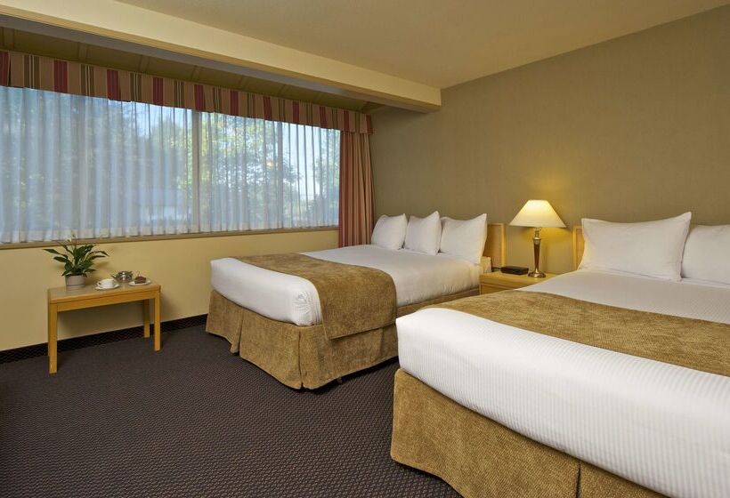 Отель Coast Tsawwassen Inn
