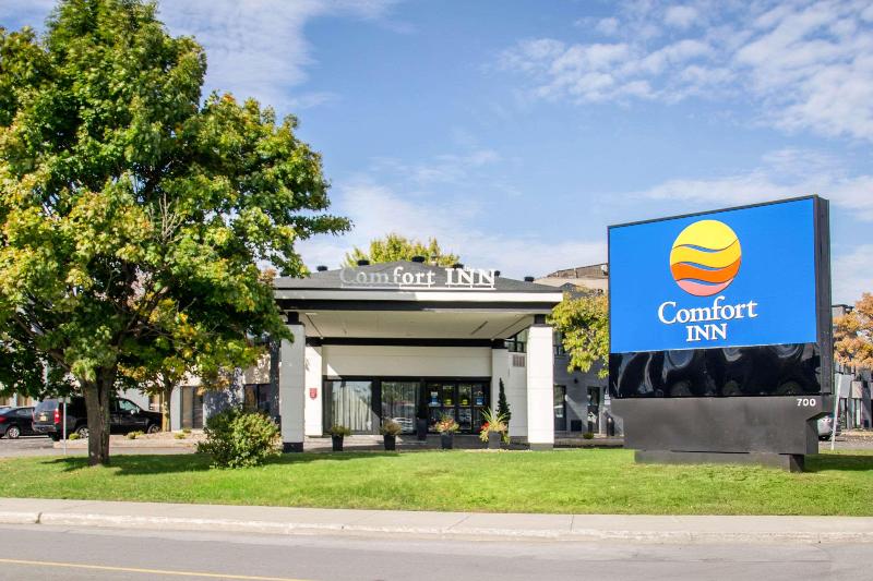 هتل Comfort Inn Montreal Aeroport