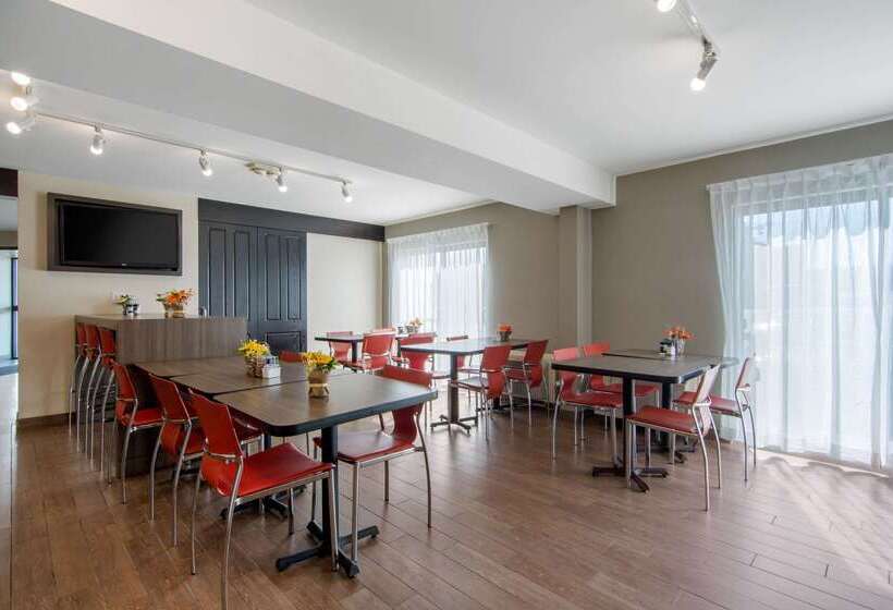 هتل Comfort Inn