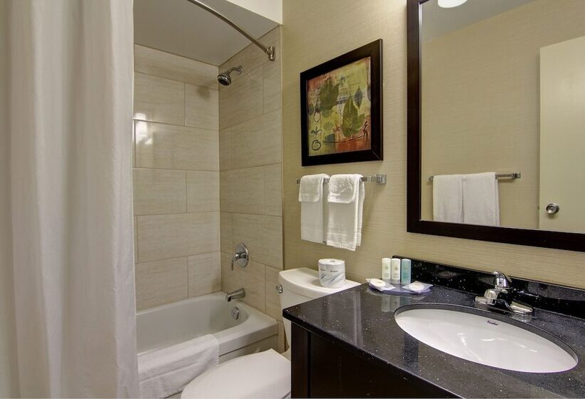هتل Comfort Inn