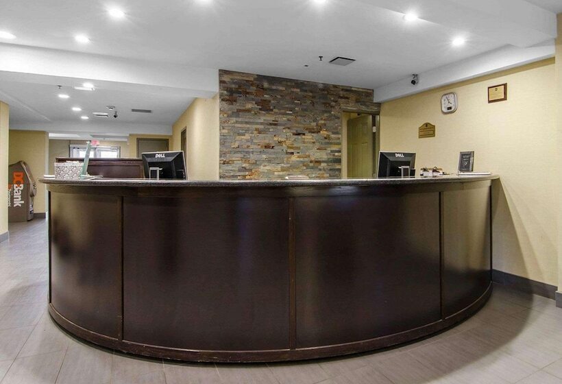 هتل Courtyard By Marriott Regina Downtown