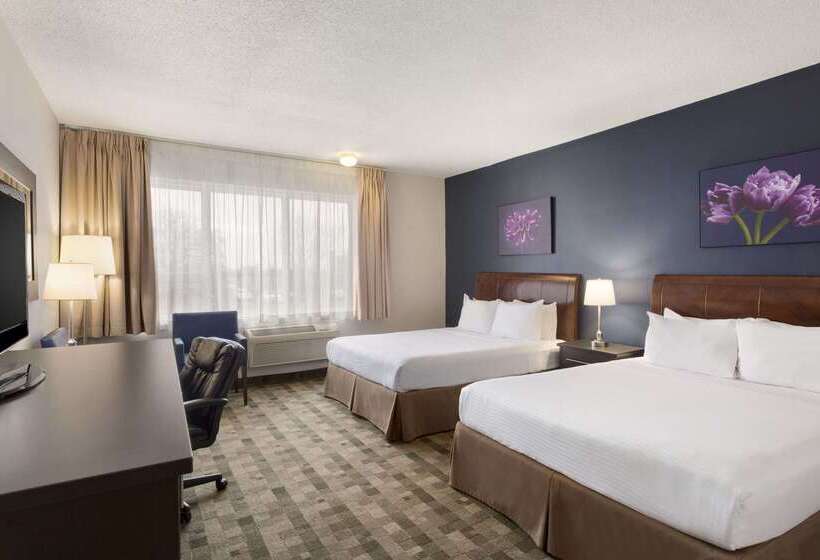 هتل Days Inn & Conference Centre By Wyndham Montreal Airport