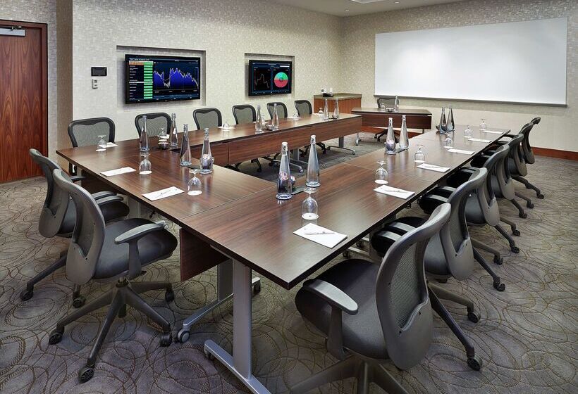 Doubletree By Hilton Hotel & Conference Centre Regina