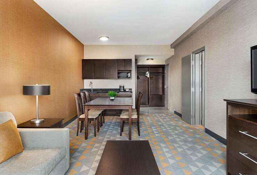 هتل Doubletree By Hilton Pointe Claire Montreal Airport West