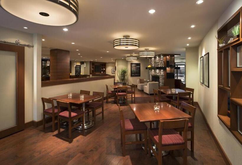 Four Points By Sheraton Hotel & Conference Centre Gatineau Ottawa