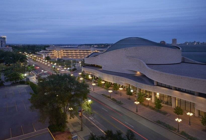 Four Points By Sheraton Hotel & Conference Centre Gatineau Ottawa