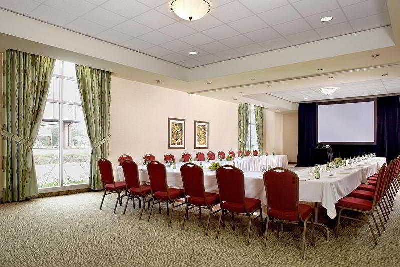 هتل Four Points By Sheraton London