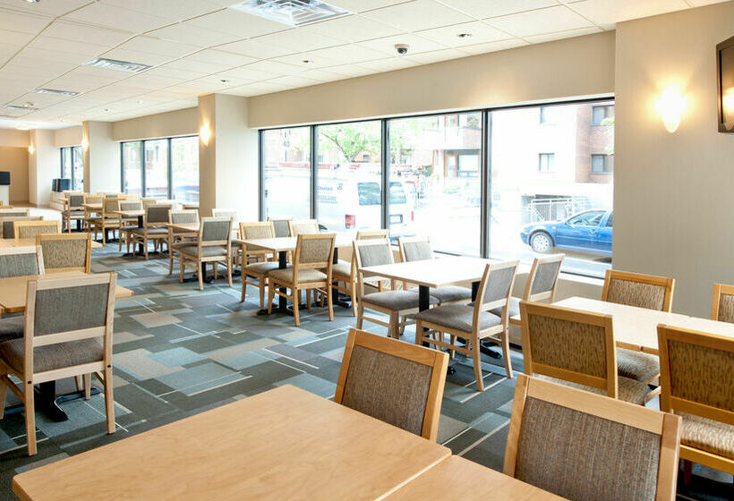 בית מלון כפרי Four Points by Sheraton Montreal Centre Ville