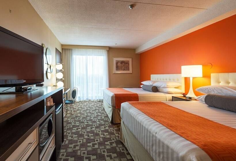 هتل Howard Johnson Plaza By Wyndham By The Falls Niagara Falls