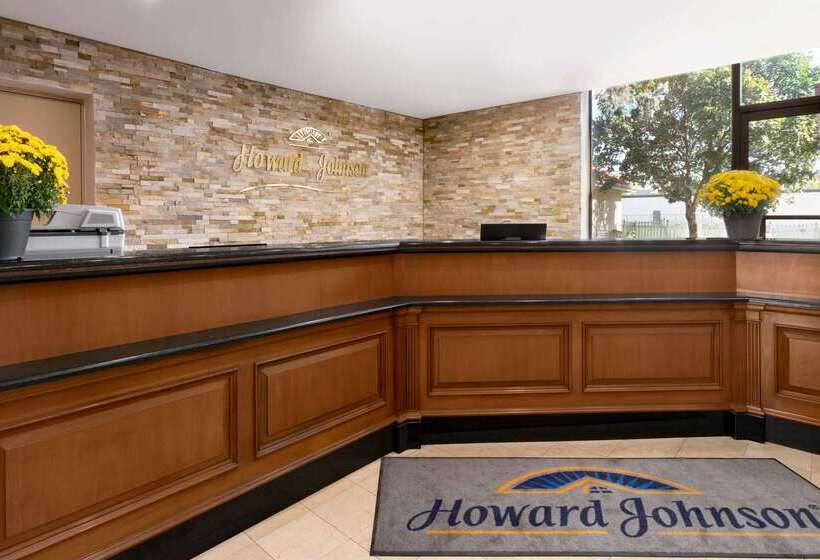 هتل Surestay Plus By Best Western Windsor
