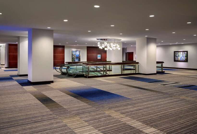 هتل Hyatt Regency Vancouver