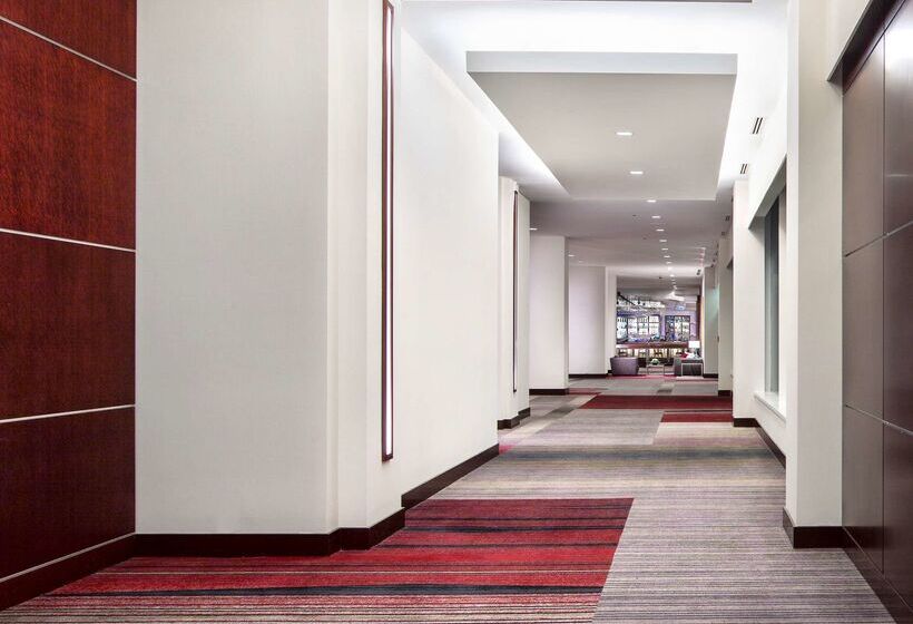 هتل Hyatt Regency Vancouver