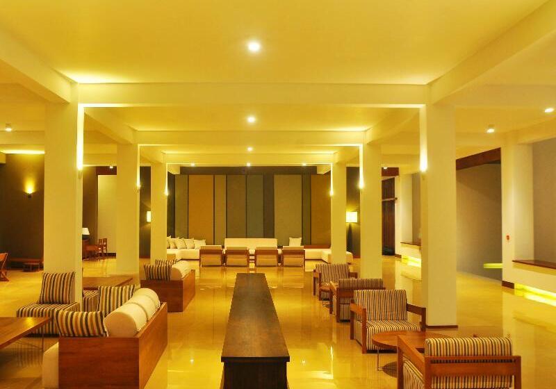 酒店 Pandanus Beach Resort & Spa