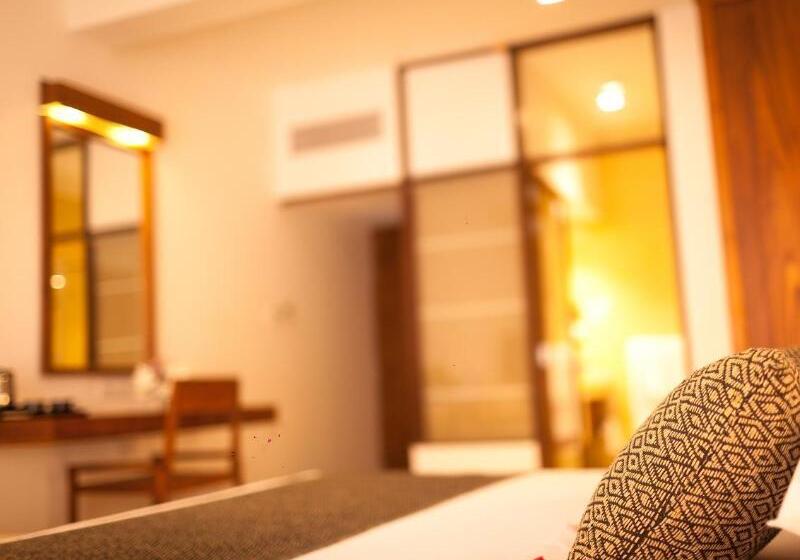 Hotel Pandanus Beach Resort & Spa