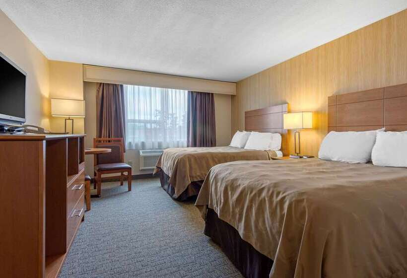 هتل Quality Inn & Conference Centre Downtown