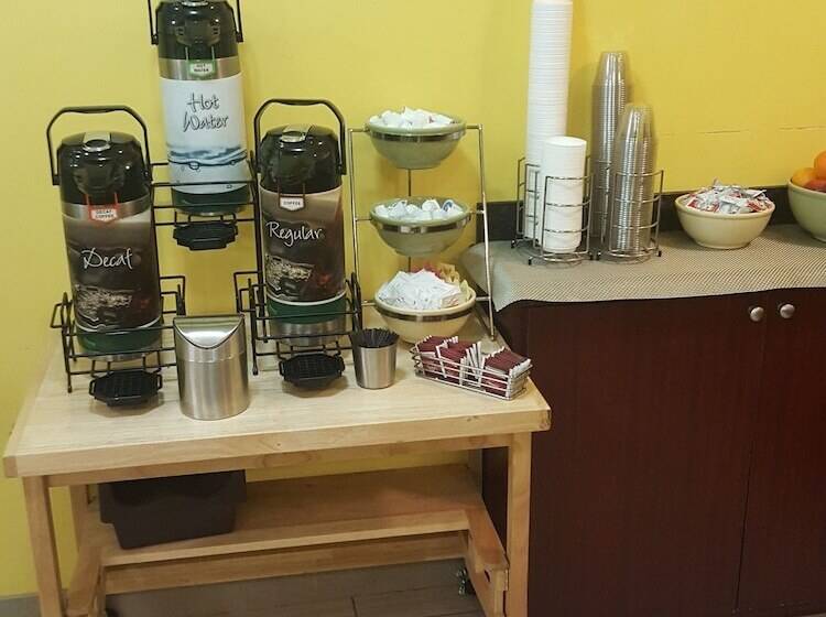هتل Quality Inn & Suites