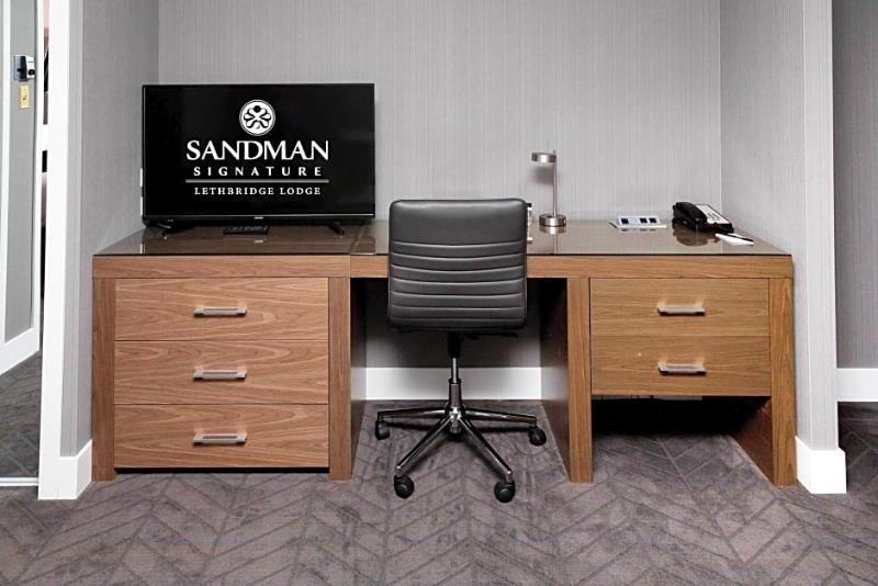 فندق Sandman Signature Lethbridge Lodge