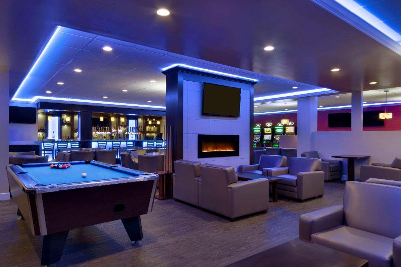 בית מלון כפרי Travelodge By Wyndham Lethbridge