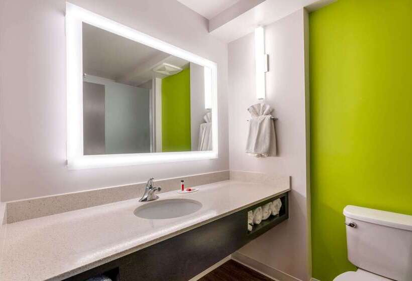 מוטל Super 8 By Wyndham Winnipeg East Mb