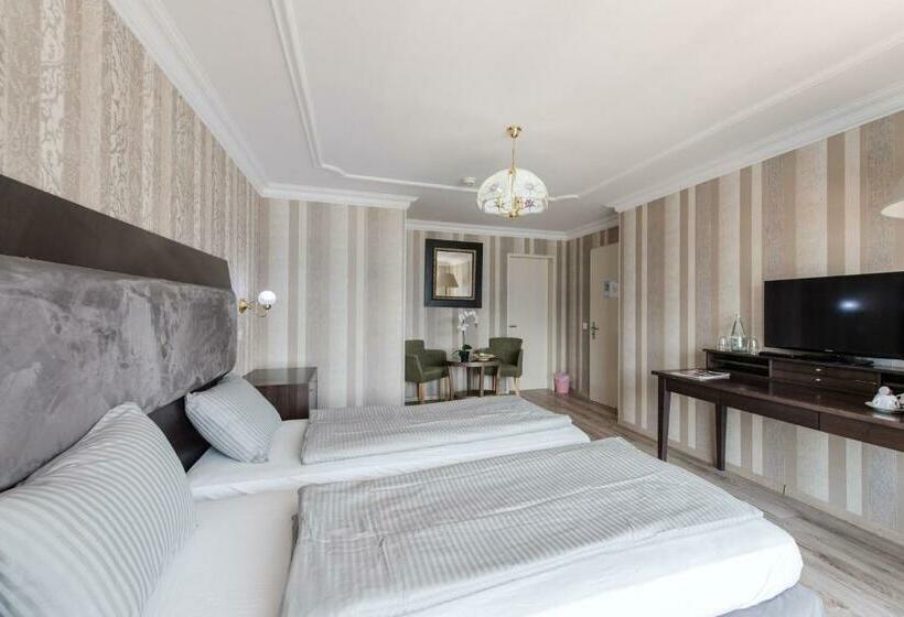 בית מלון כפרי Albana