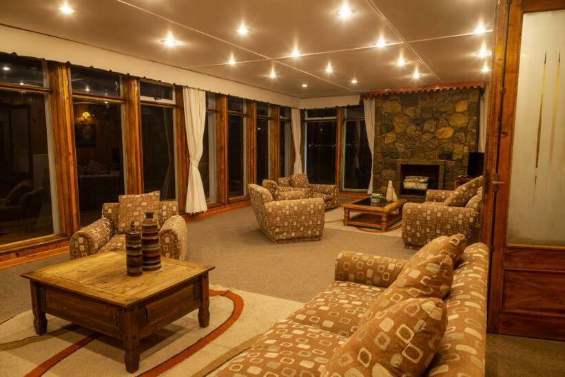 فندق Capitán Eberhard