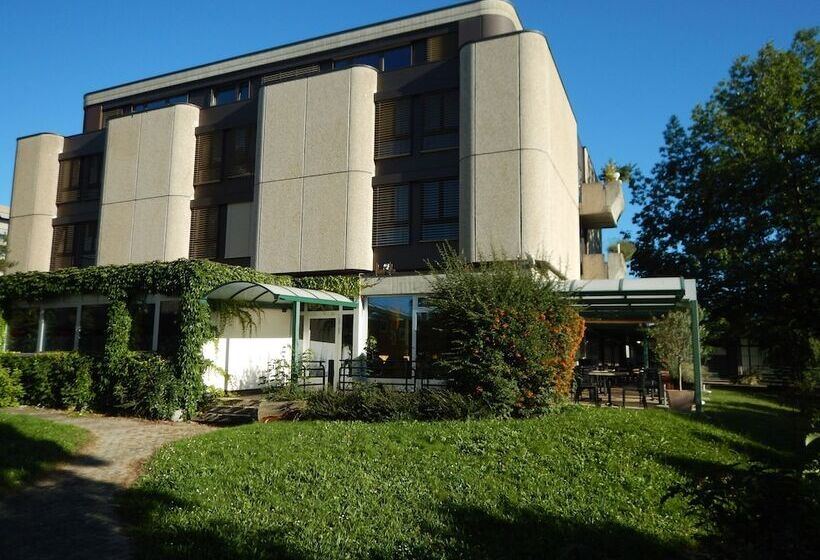 ホテル Hôtel Du Grand Pré