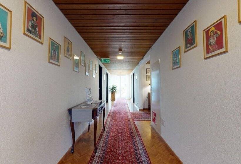 ホテル Hôtel Du Grand Pré