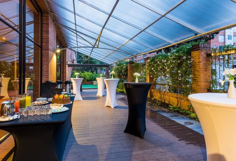 Cosmos 100 Hotel & Centro De Convenciones   Hoteles Cosmos