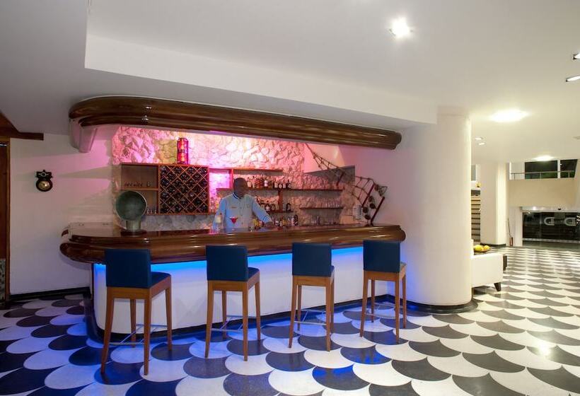 هتل Dann Cartagena