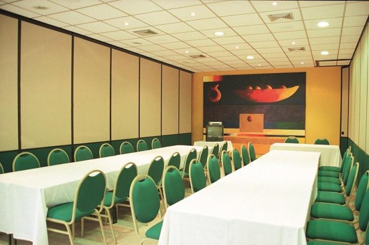 هتل Guadaira Resort