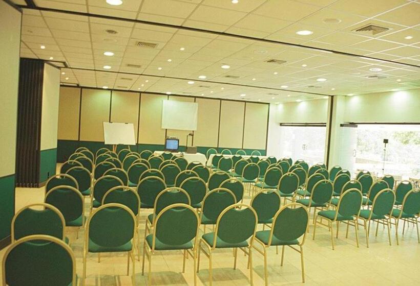 هتل Guadaira Resort