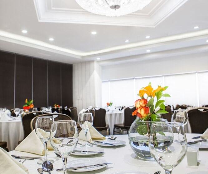 هتل Le Méridien Santiago By Marriott